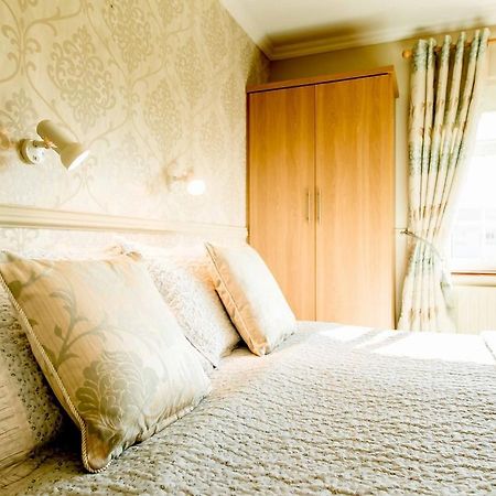 Riverwalk House B&B Oughterard Exterior foto